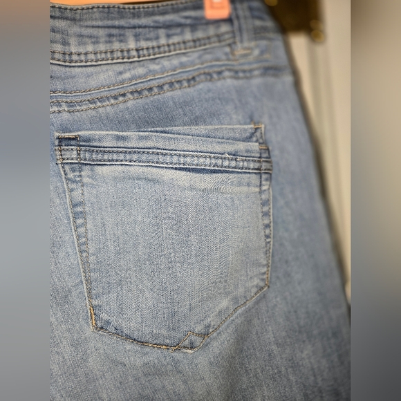 Democracy Light Blue Ankle Jeans Size 12 - Picture 4 of 6